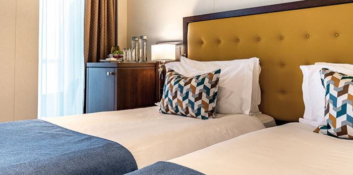 An Adapted Standard Twin cabin configured as a twin cabin on Spirit of Discovery